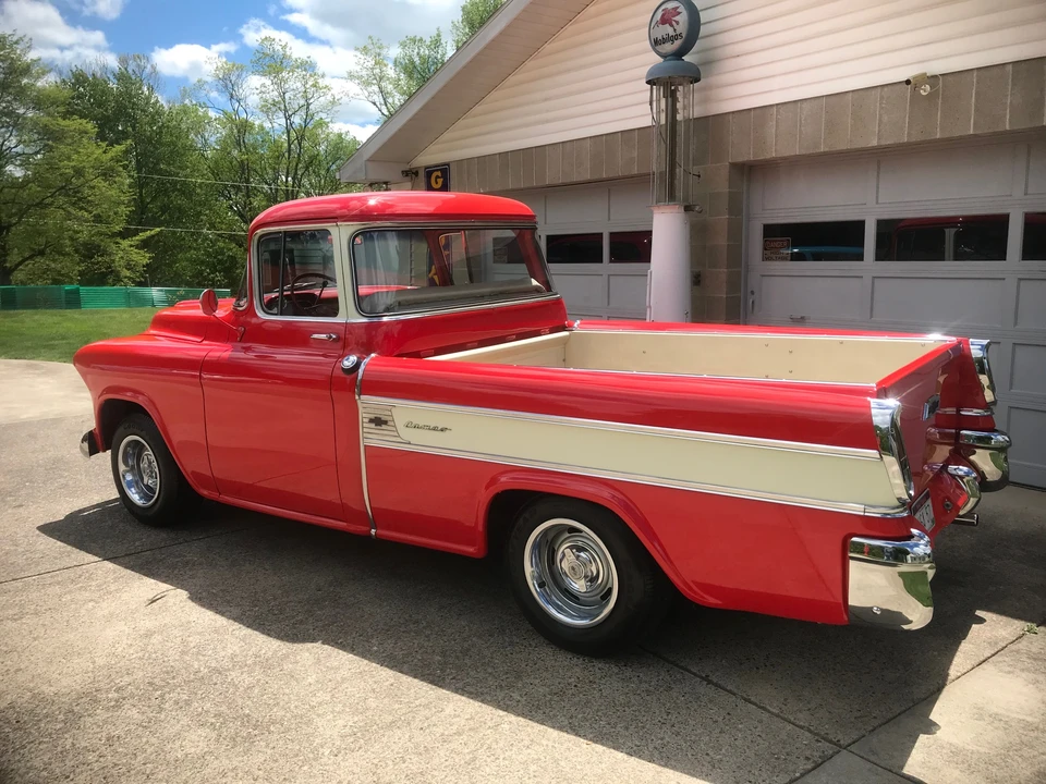 1957 Chevrolet Task Force - Image 7 of 31