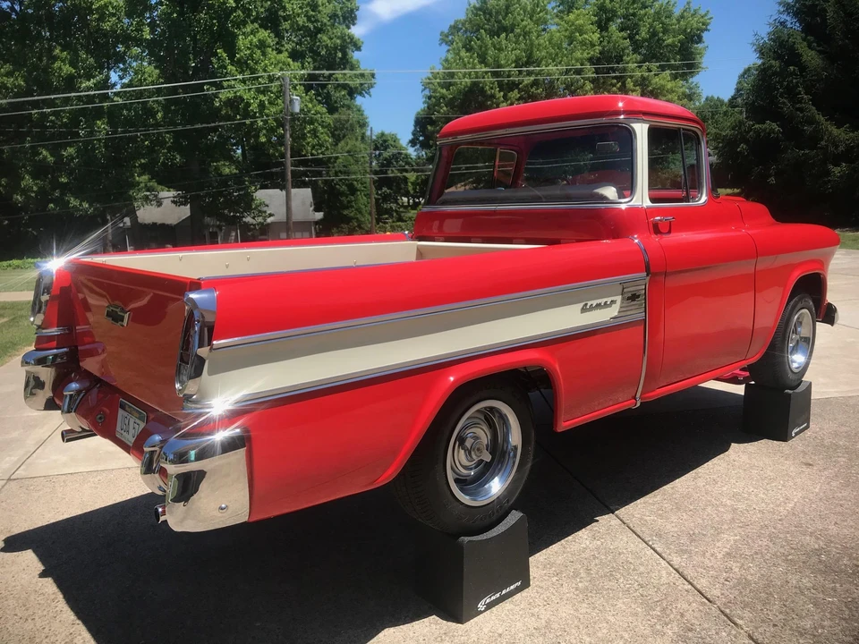 1957 Chevrolet Task Force - Image 12 of 31