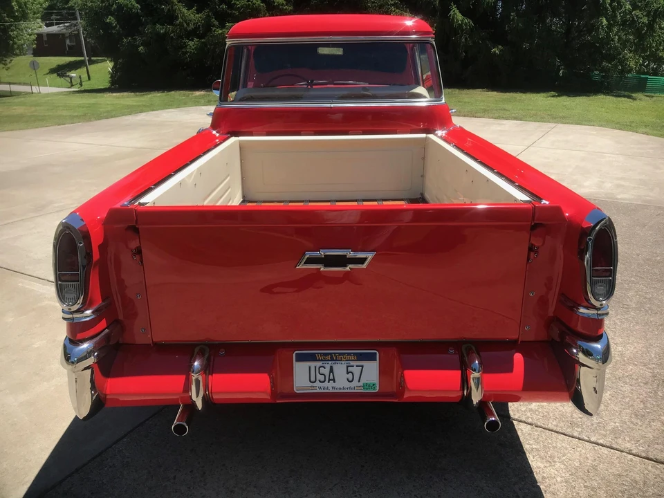 1957 Chevrolet Task Force - Image 9 of 31
