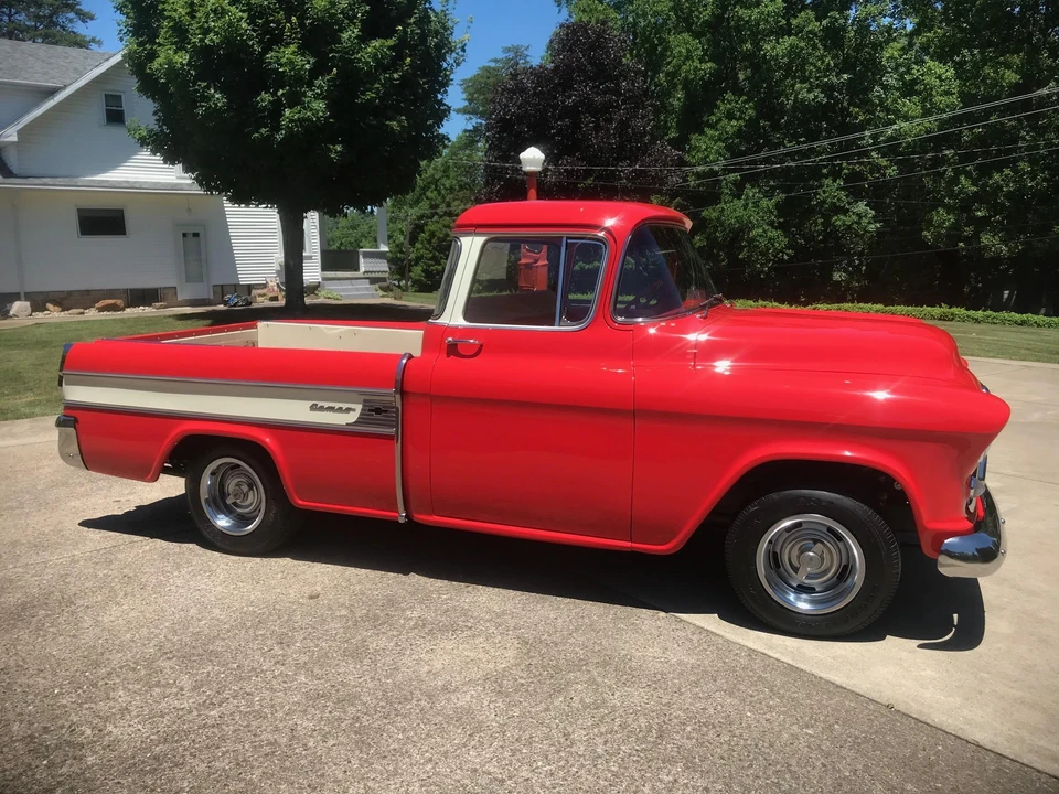 1957 Chevrolet Task Force - Image 13 of 31