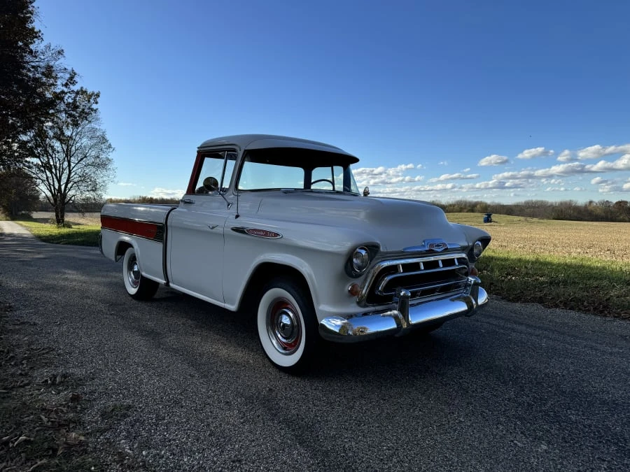 1957 Chevrolet Task Force - Image 4 of 8