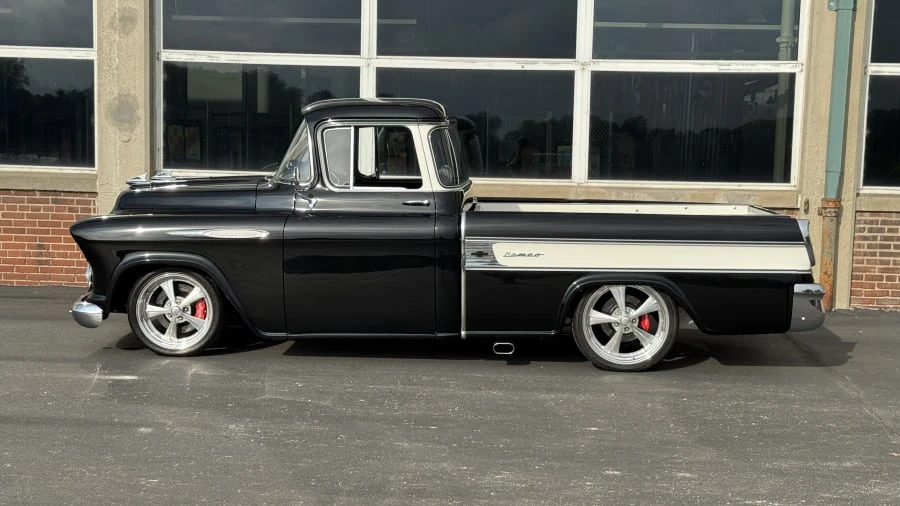 1957 Chevrolet Task Force - Image 2 of 17
