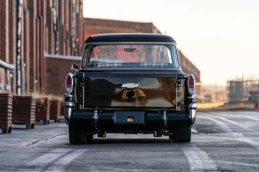 1957 Chevrolet Task Force - Image 5 of 21