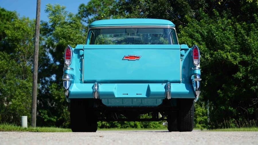 1957 Chevrolet Task Force - Image 12 of 18