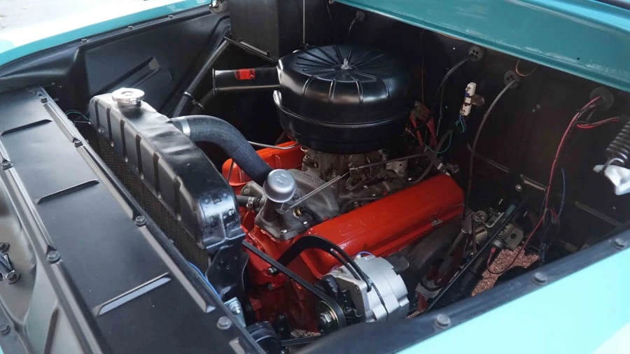 1957 Chevrolet Task Force - Image 17 of 18