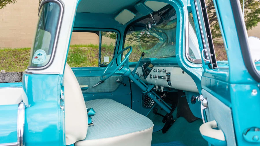 1957 Chevrolet Task Force - Image 5 of 21