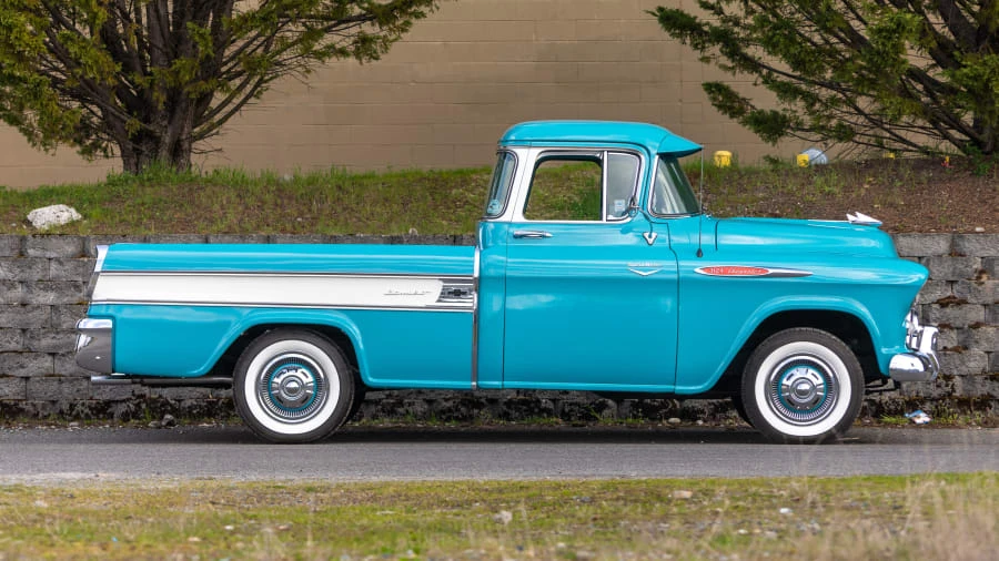 1957 Chevrolet Task Force - Image 8 of 21