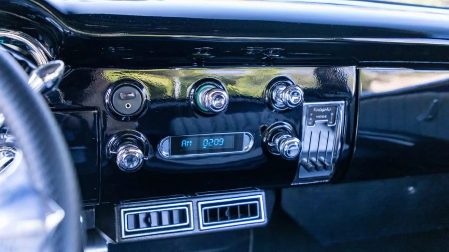 1957 Chevrolet Task Force - Image 24 of 31