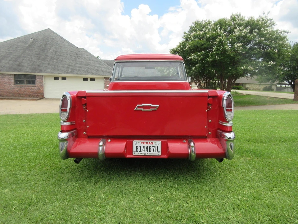 1957 Chevrolet Task Force - Image 7 of 31