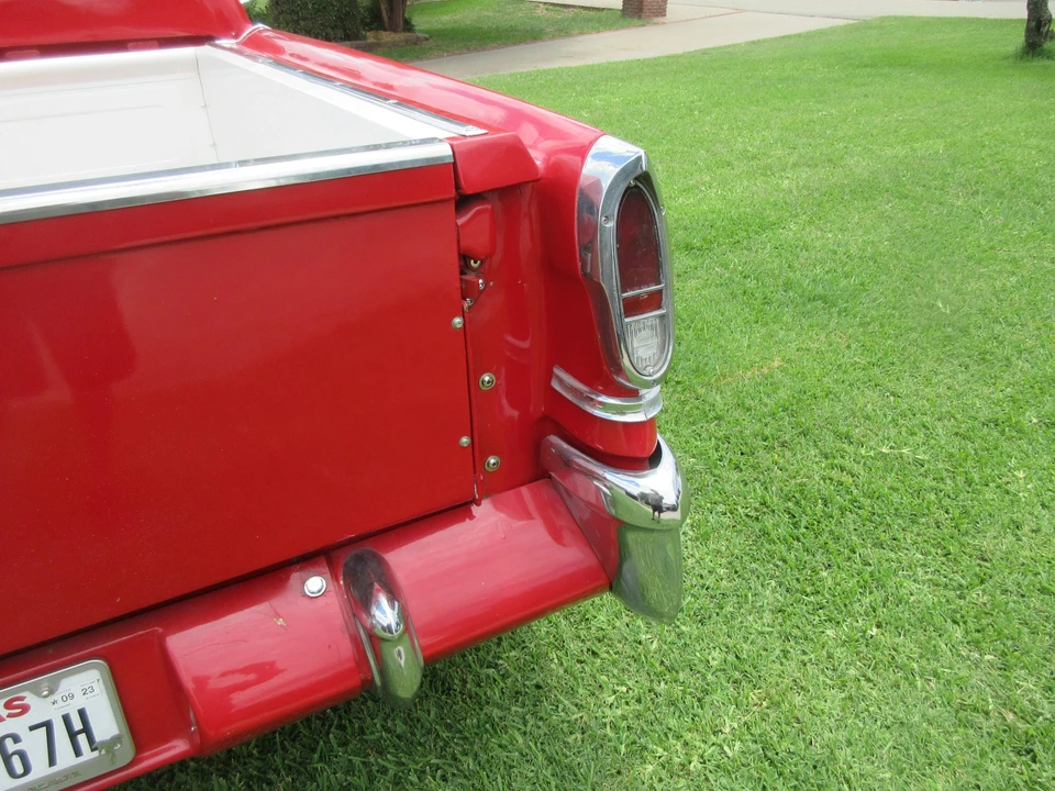 1957 Chevrolet Task Force - Image 23 of 31