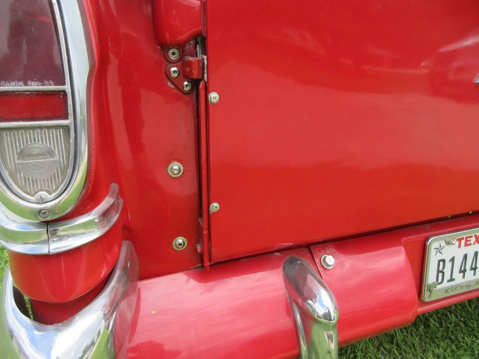 1957 Chevrolet Task Force - Image 22 of 31