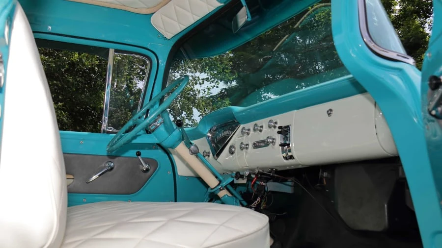 1957 Chevrolet Task Force - Image 5 of 15
