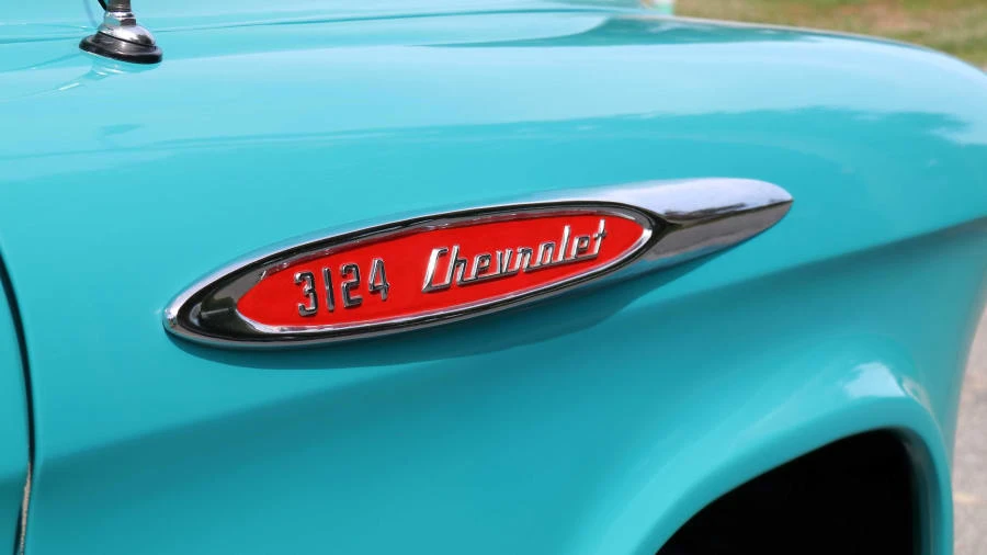 1957 Chevrolet Task Force - Image 10 of 15