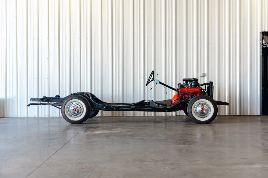 1957 Chevrolet Task Force - Image 2 of 30