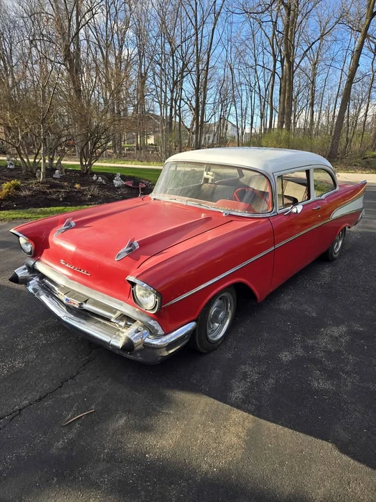 1957 Chevrolet Tri-Five Bel Air 2-Door Hardtop & Coupe - Image 15 of 16