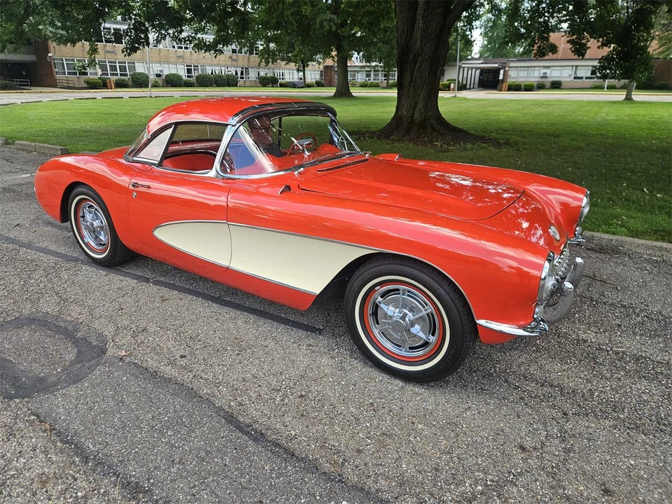 1957 Chevrolet Corvette C1 - Image 18 of 31