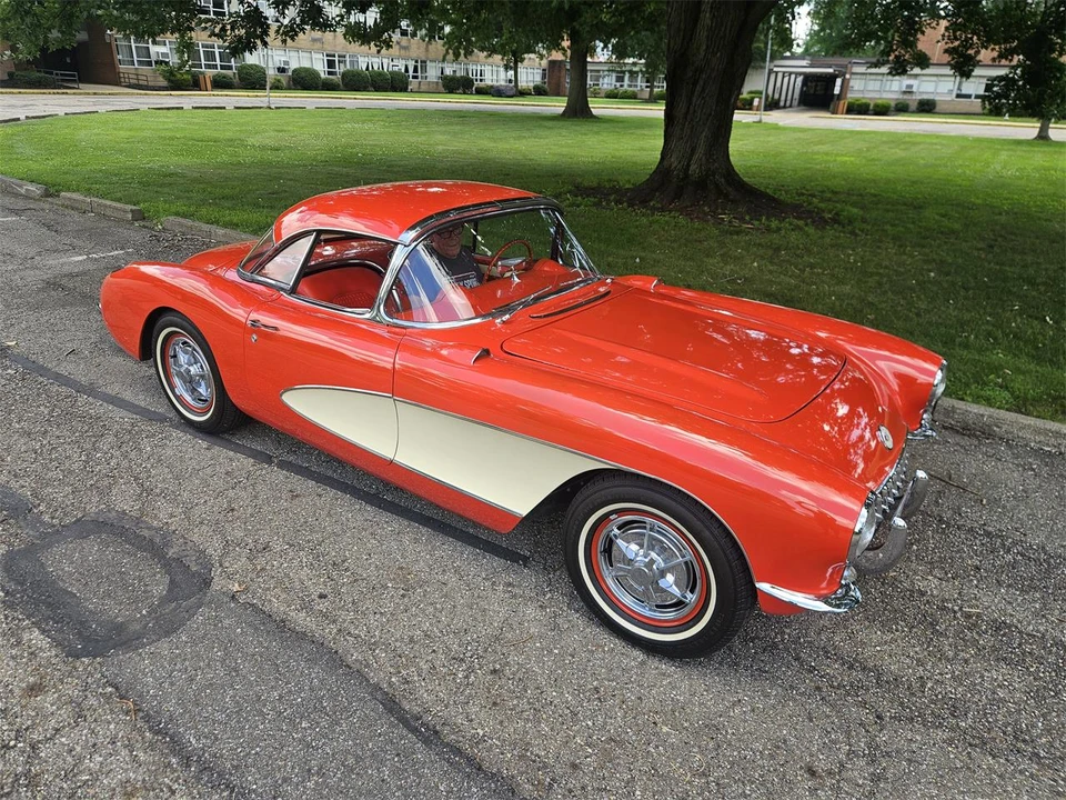 1957 Chevrolet Corvette C1 - Image 20 of 31