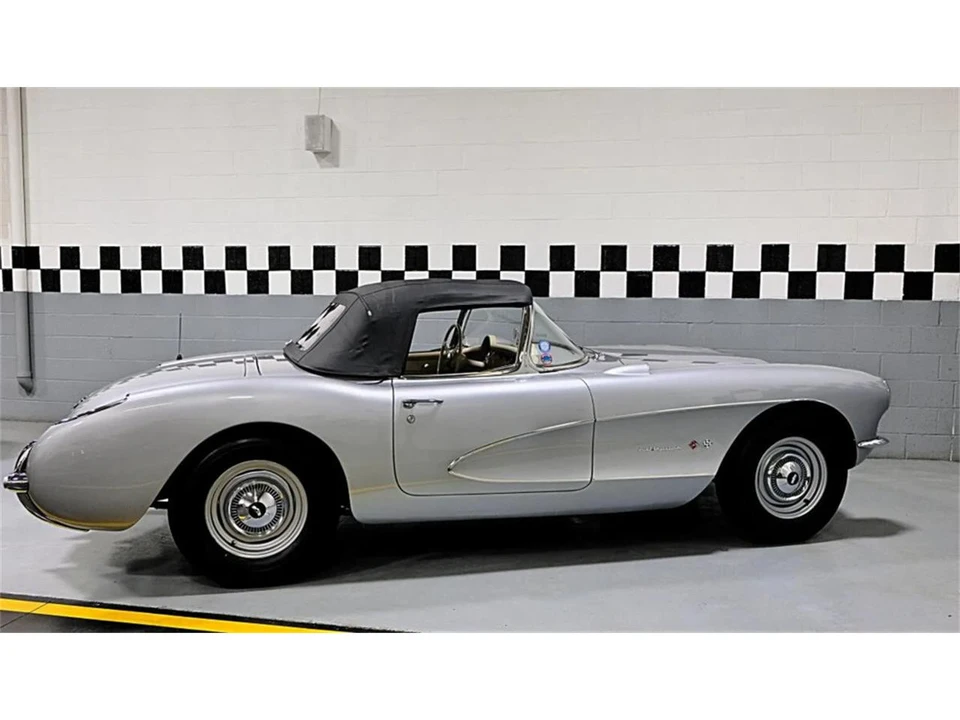 1957 Chevrolet Corvette C1 - Image 28 of 31