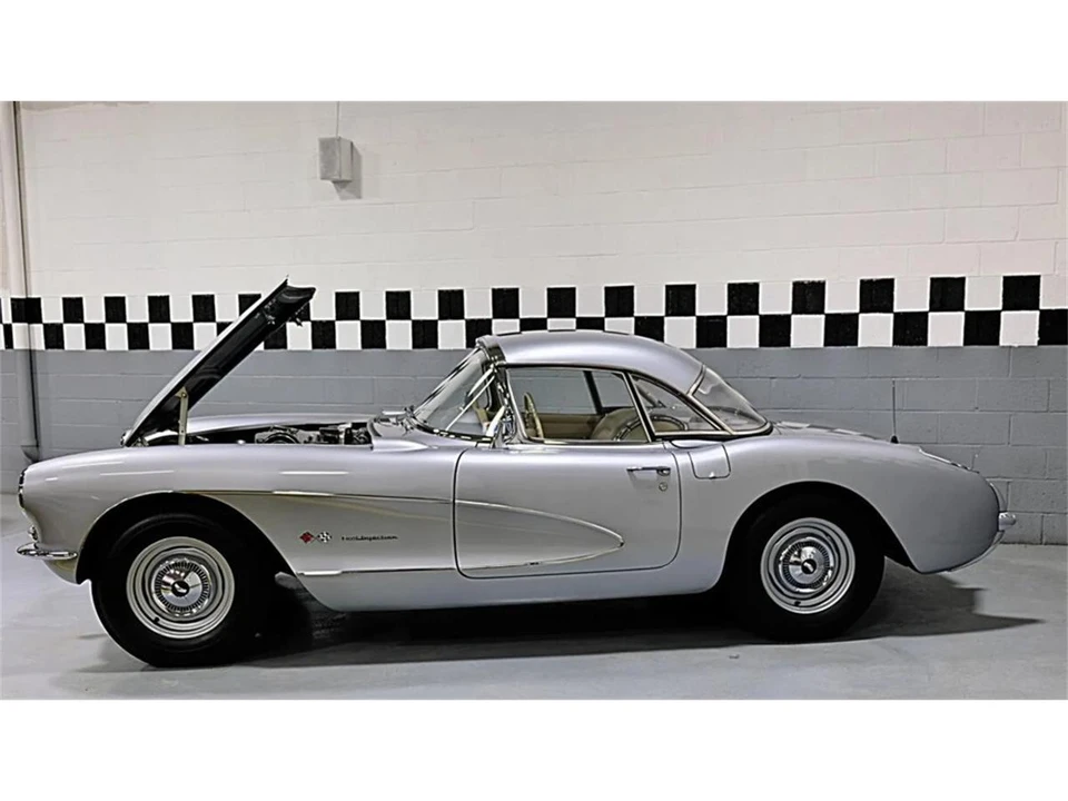 1957 Chevrolet Corvette C1 - Image 10 of 31