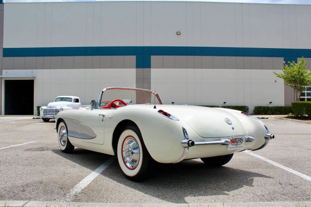 1957 Chevrolet Corvette C1 - Image 10 of 31