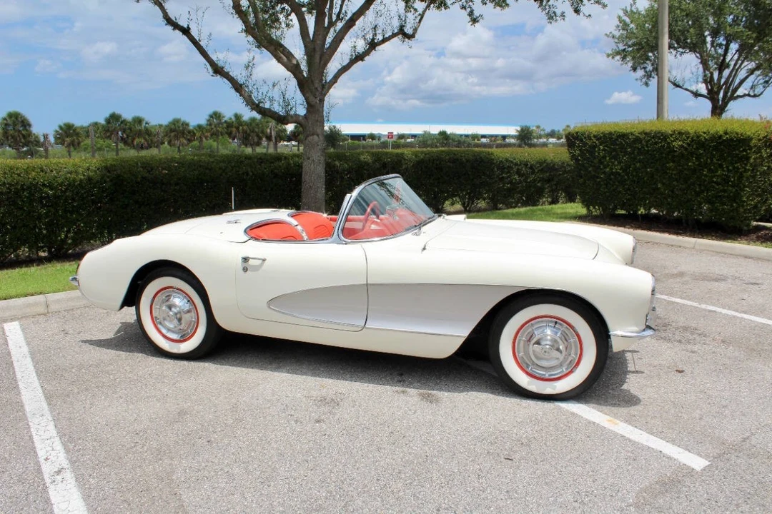 1957 Chevrolet Corvette C1 - Image 17 of 31