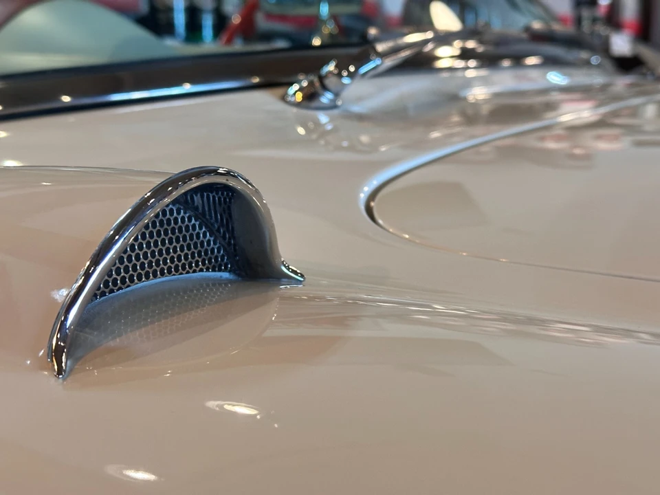 1957 Chevrolet Corvette C1 - Image 17 of 20