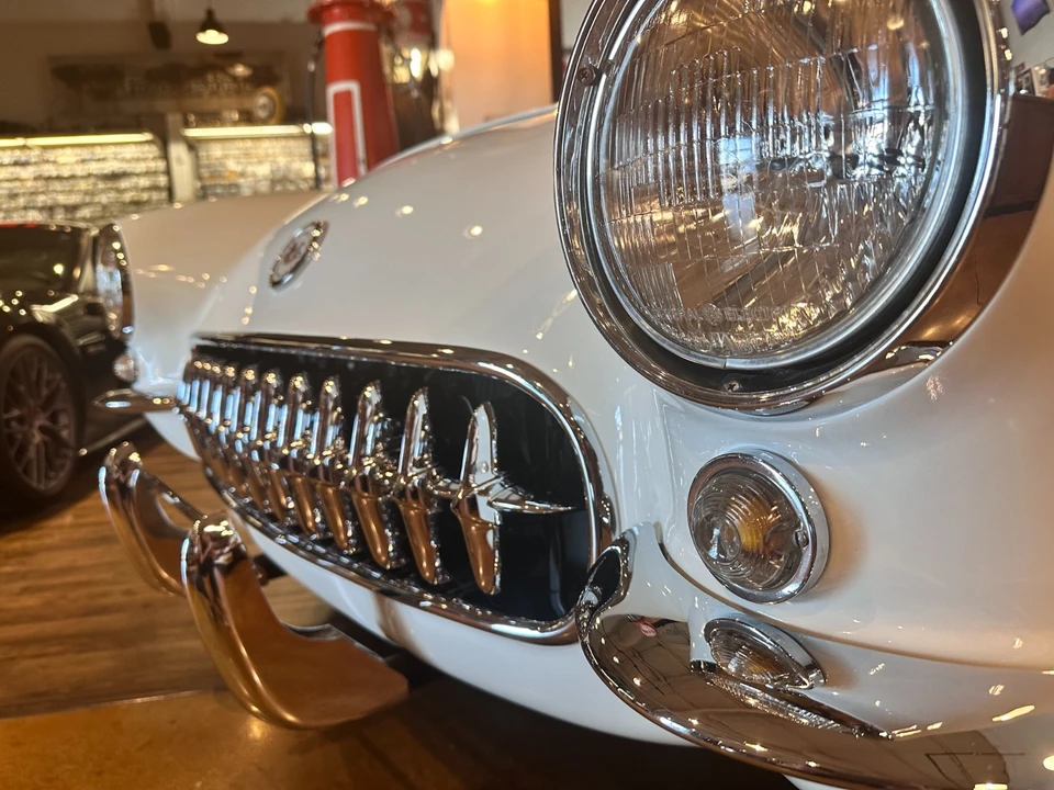 1957 Chevrolet Corvette C1 - Image 13 of 20