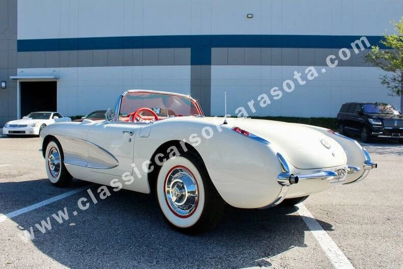 1957 Chevrolet Corvette - Image 10 of 31