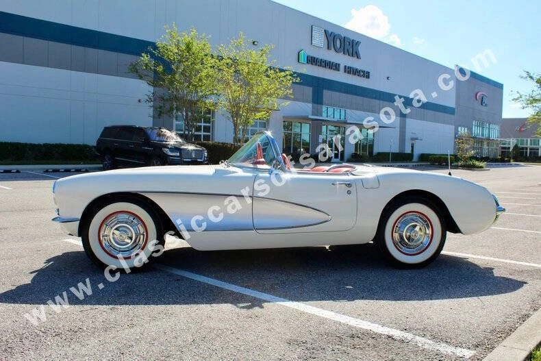 1957 Chevrolet Corvette - Image 8 of 31