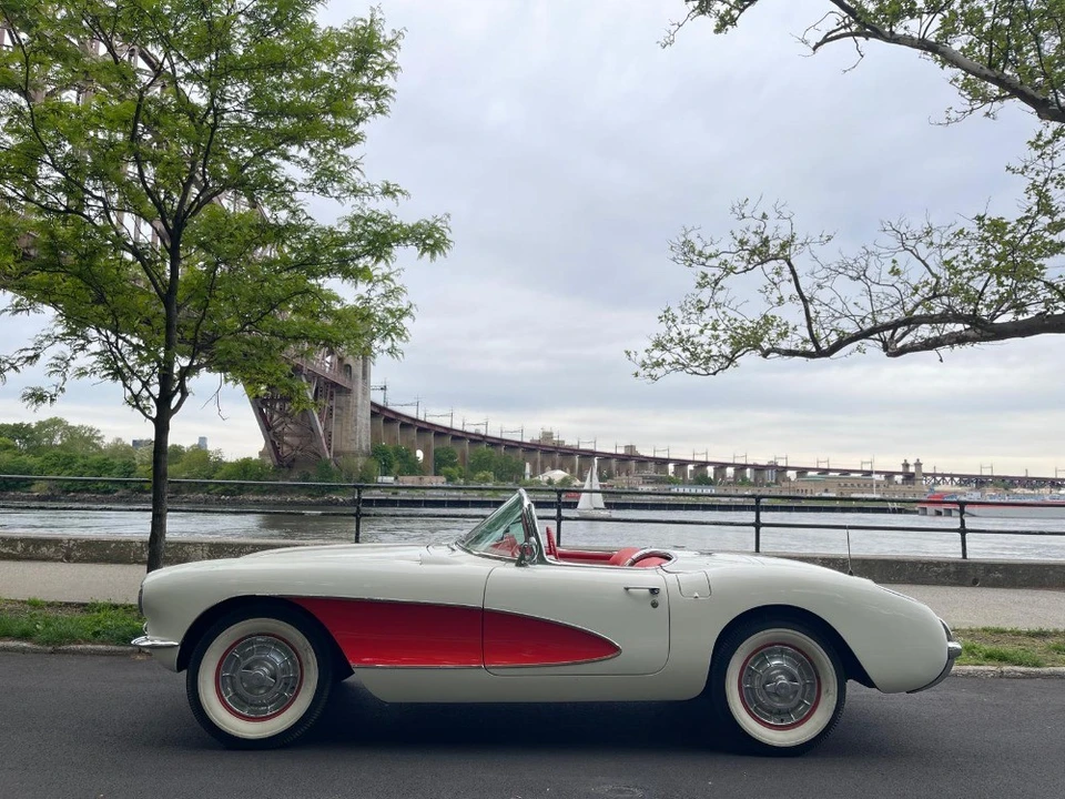 1957 Chevrolet Corvette C1 - Image 4 of 10