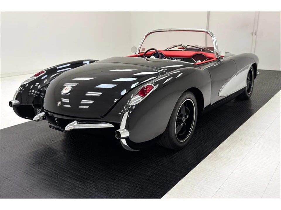 1957 Chevrolet Corvette C1 - Image 5 of 31