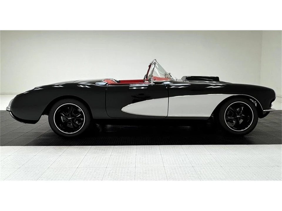 1957 Chevrolet Corvette C1 - Image 6 of 31