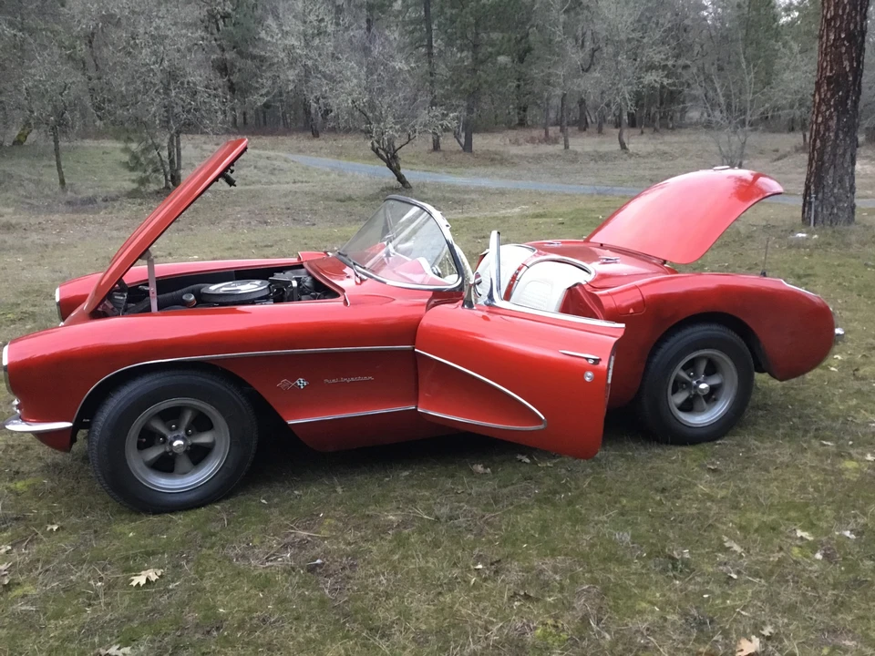 1957 Chevrolet Corvette C1 - Image 8 of 31