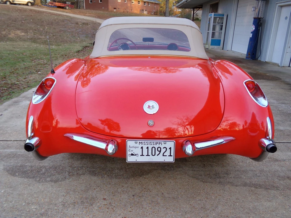 1957 Chevrolet Corvette C1 - Image 9 of 31