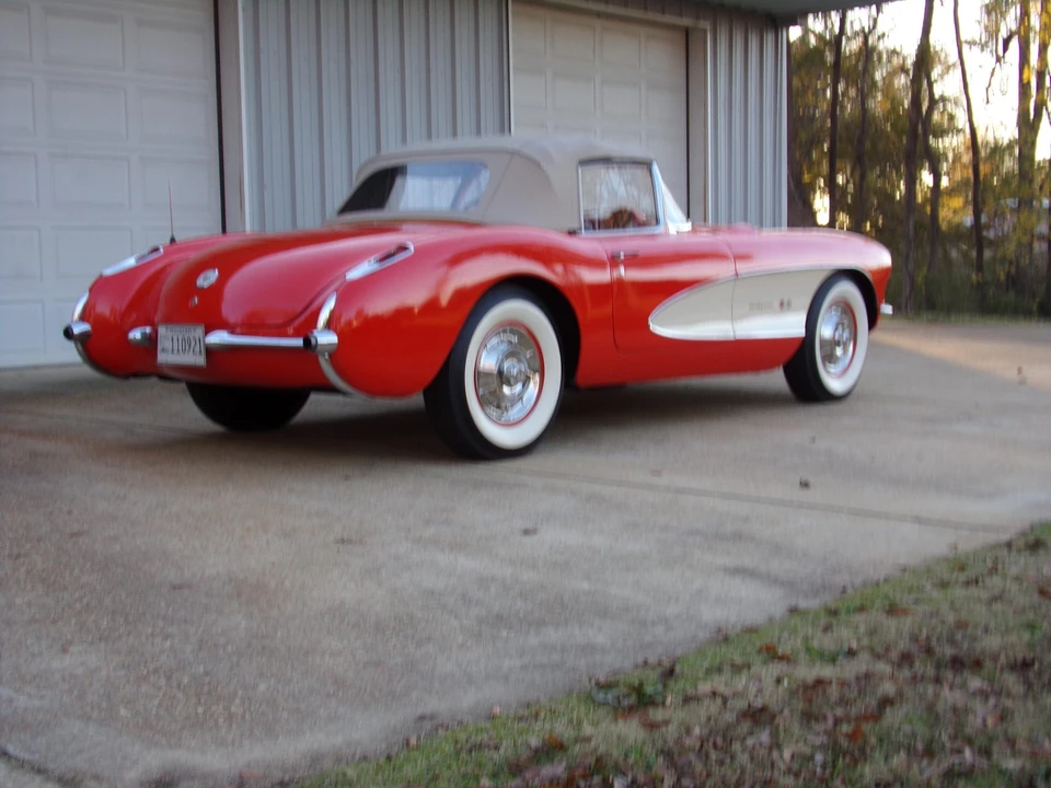 1957 Chevrolet Corvette C1 - Image 10 of 31