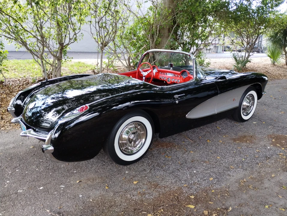 1957 Chevrolet Corvette C1 - Image 11 of 31