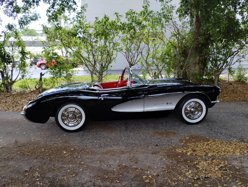 1957 Chevrolet Corvette C1 - Image 12 of 31