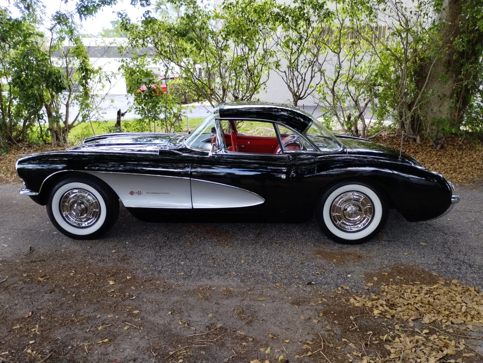 1957 Chevrolet Corvette C1 - Image 19 of 31