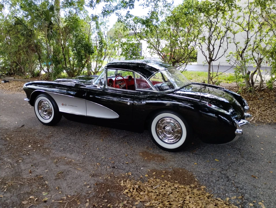 1957 Chevrolet Corvette C1 - Image 20 of 31