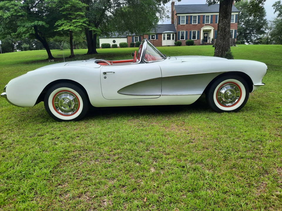 1957 Chevrolet Corvette C1 - Image 5 of 31