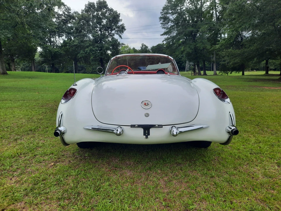 1957 Chevrolet Corvette C1 - Image 8 of 31