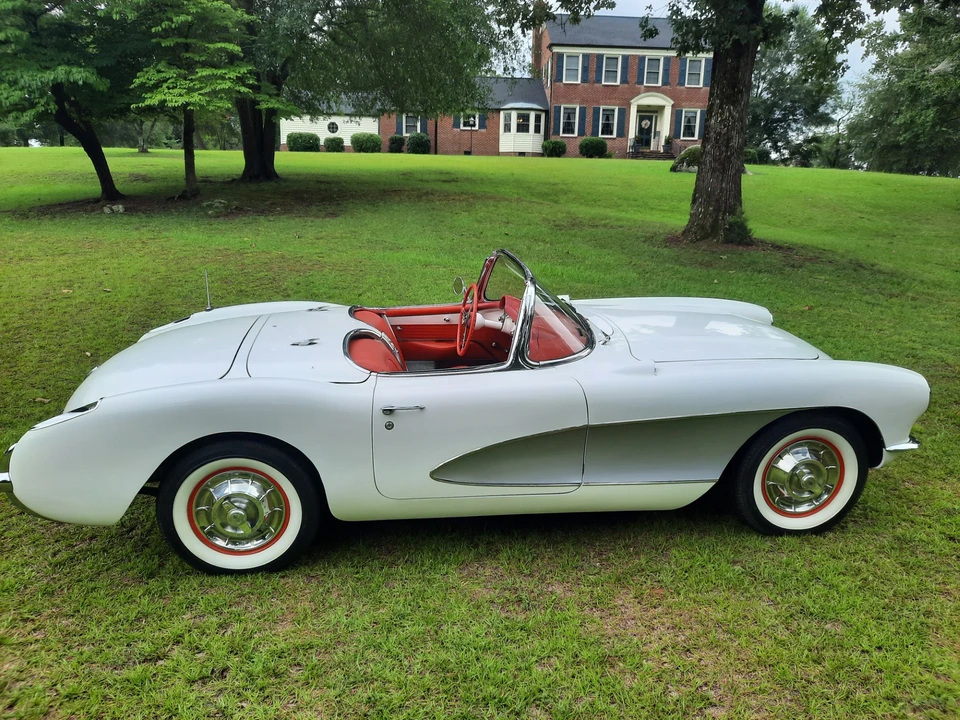 1957 Chevrolet Corvette C1 - Image 4 of 31