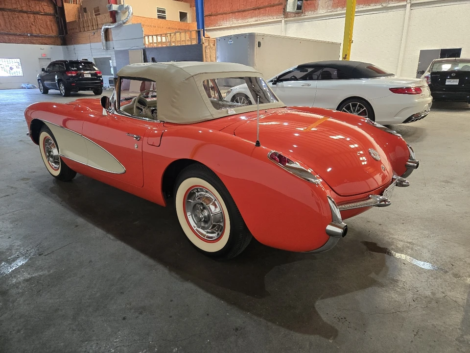 1957 Chevrolet Corvette C1 - Image 16 of 31