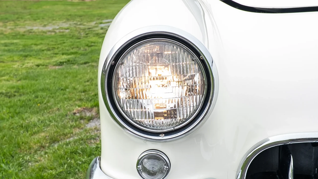 1957 Chevrolet Corvette C1 - Image 21 of 31