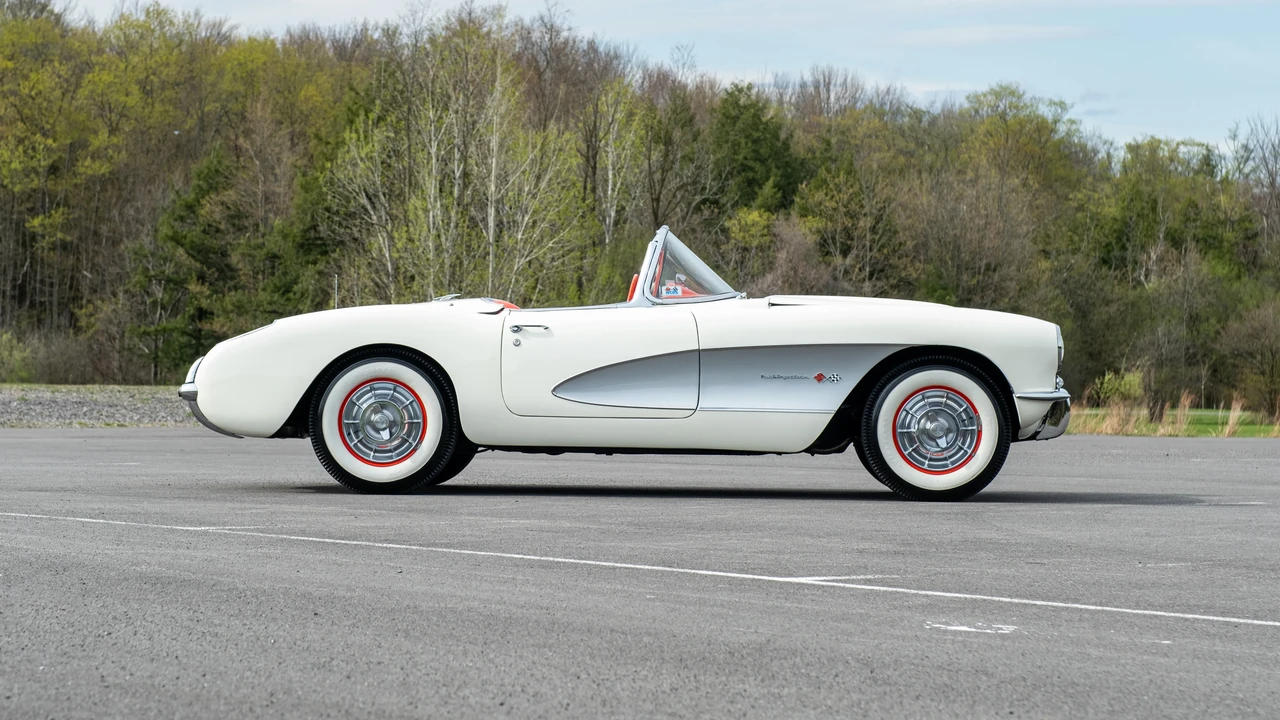 1957 Chevrolet Corvette C1 - Image 4 of 31