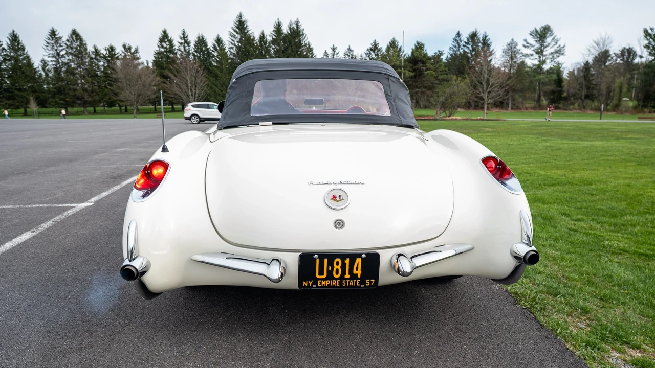 1957 Chevrolet Corvette C1 - Image 19 of 31