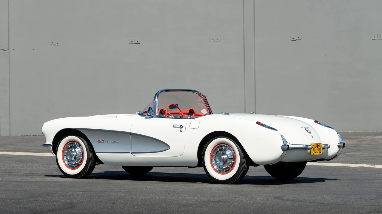 1957 Chevrolet Corvette C1 - Image 2 of 31