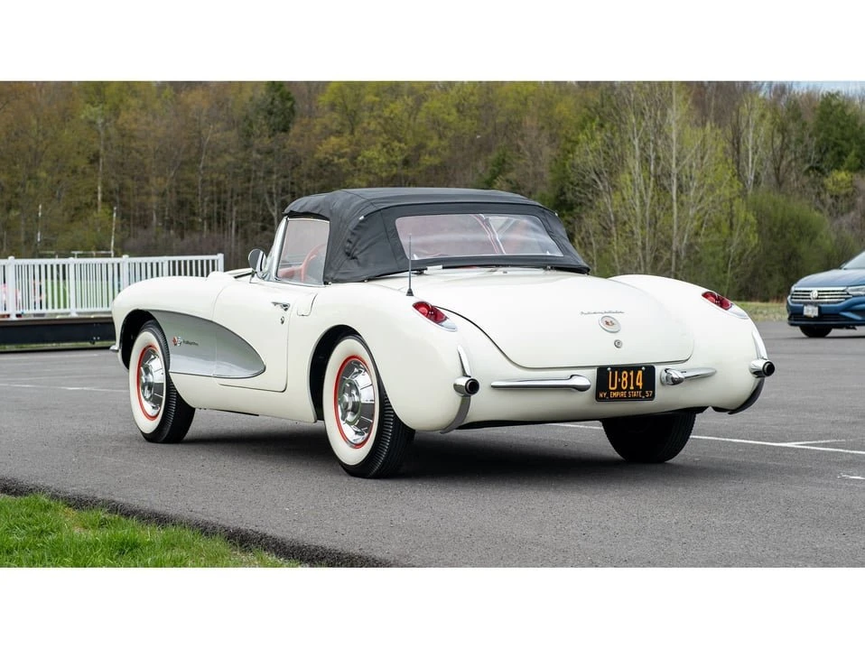 1957 Chevrolet Corvette C1 - Image 14 of 20