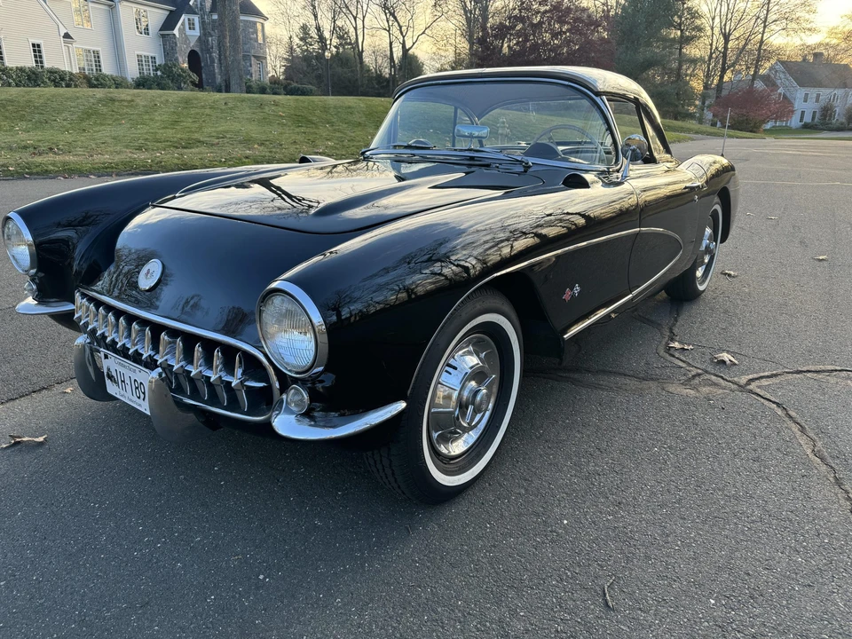 1957 Chevrolet Corvette C1 - Image 2 of 31