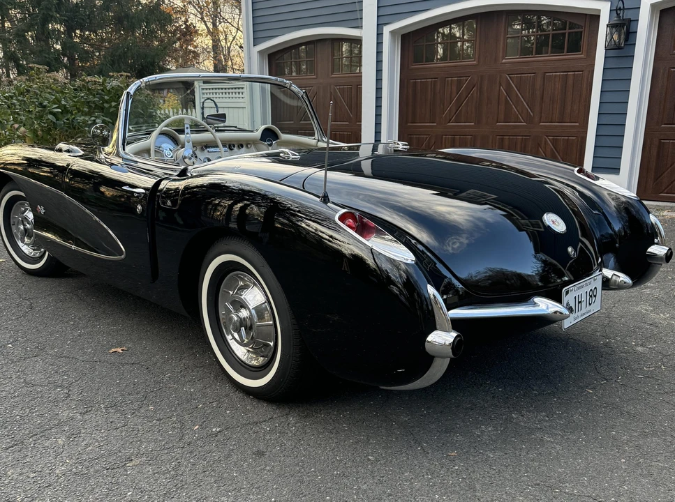 1957 Chevrolet Corvette C1 - Image 24 of 31